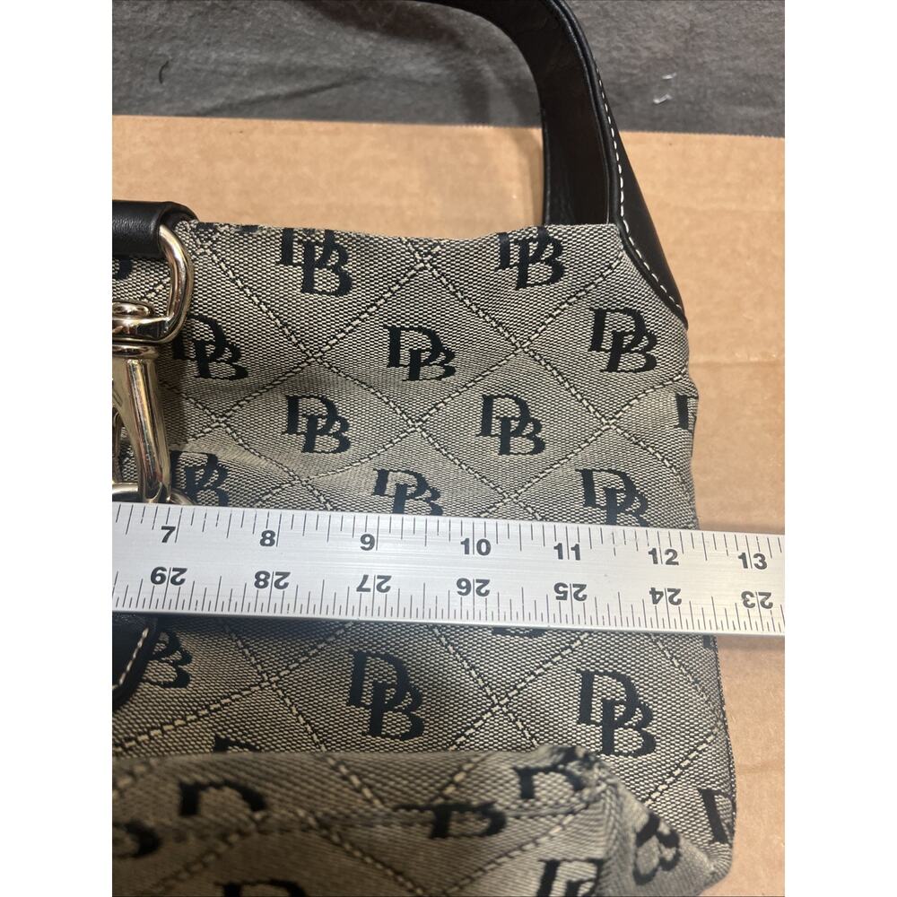 Vintage Dooney & Bourke Brown Canvas Leather Logo Latch Sac Hobo Shoulder Bag - Picture 11 of 12